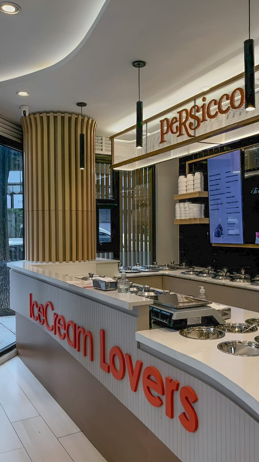 ARQUITECTURA COMERCIAL