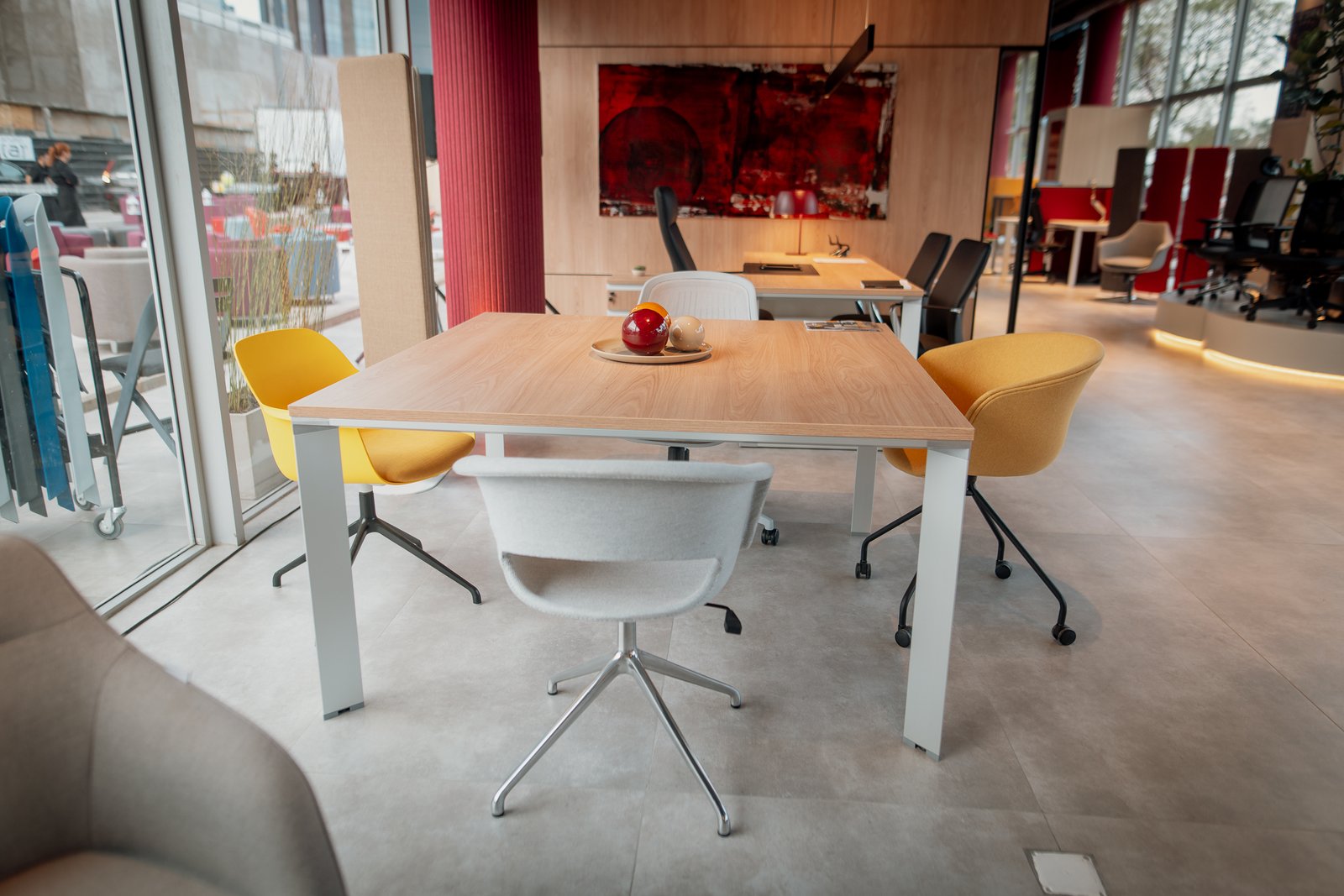 EQUIPAMIENTO CORPORATIVO